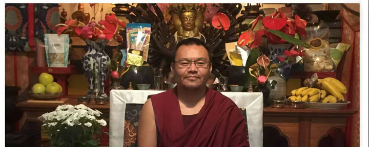 Te och samtal med Nechung Choktrul Rinpoche