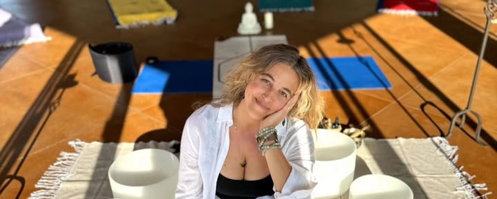 Yoga och ljudmeditation med Elizabeth Del Negro