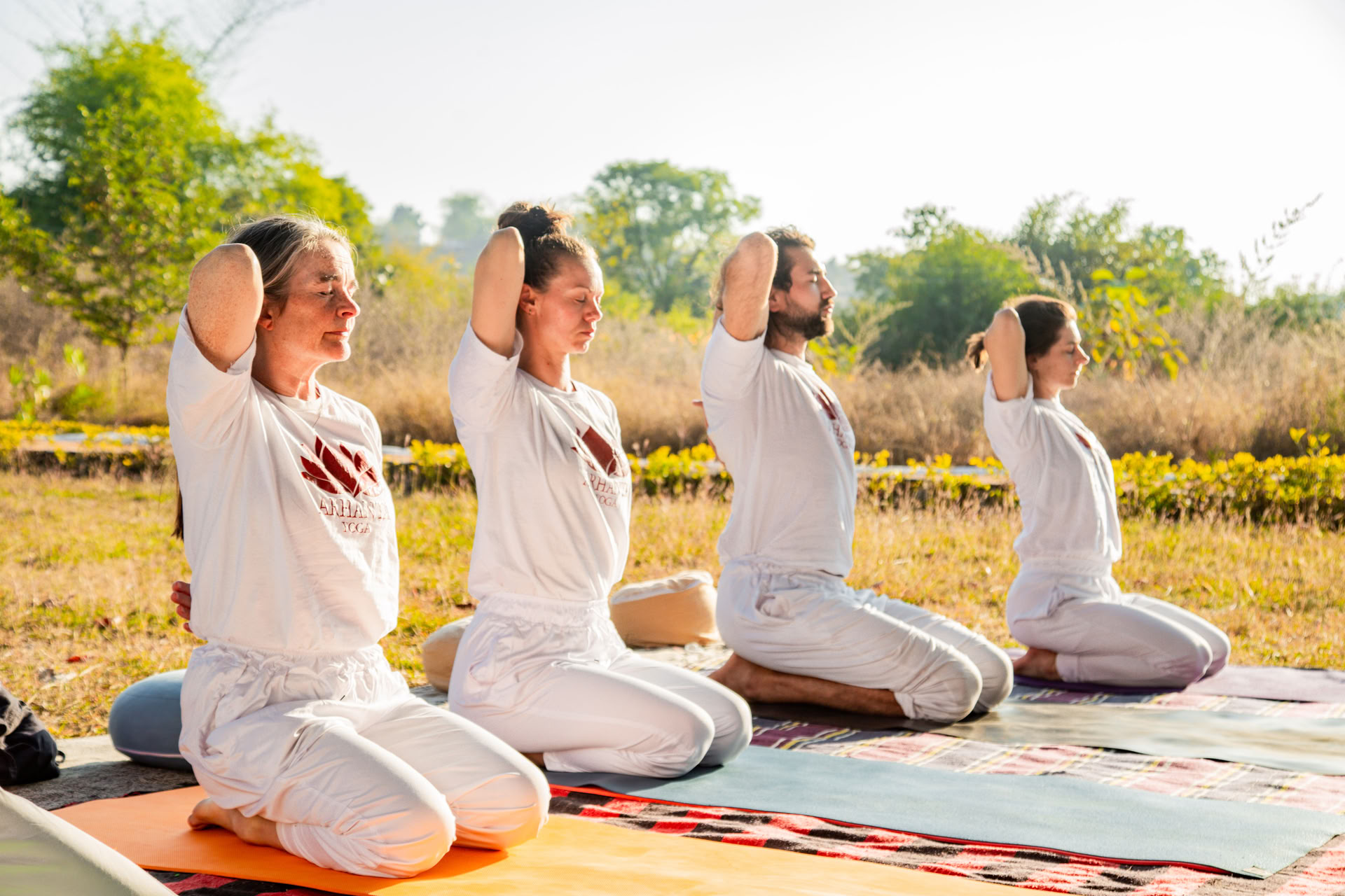 Lär dig yoga i Indien med en 200-timmars lärarutbildning
