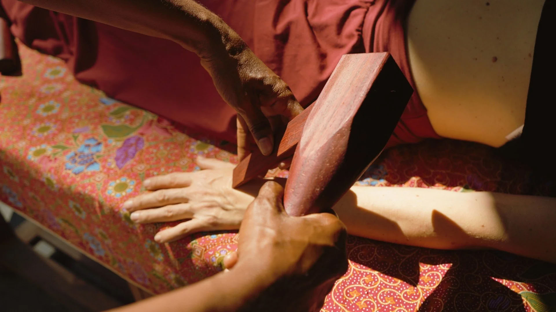 Chi Nei Tsang- och Tok Sen-behandlingar