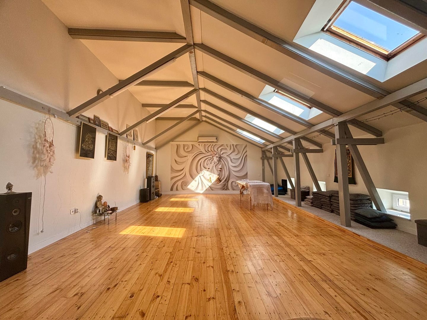 Terapi- och meditationscenter "Seven Illusions
