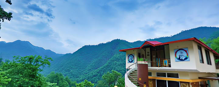 Veda5 Ayurveda- och yogaretreat i Rishikesh