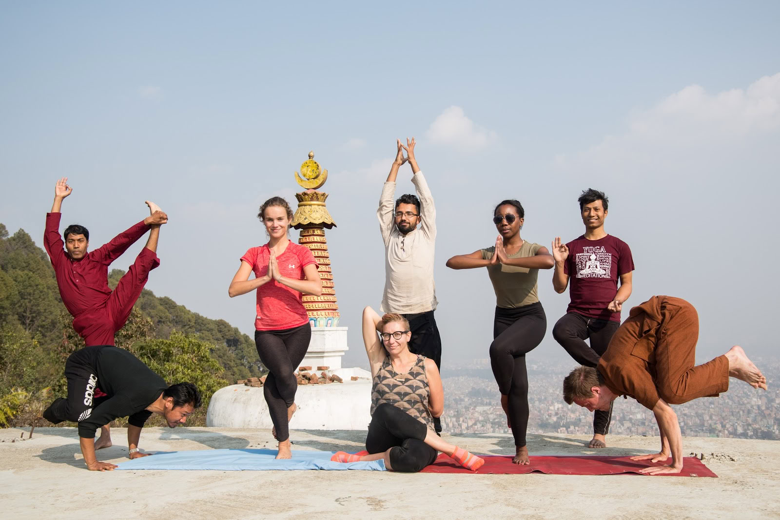 Himalayiska yogaskolan