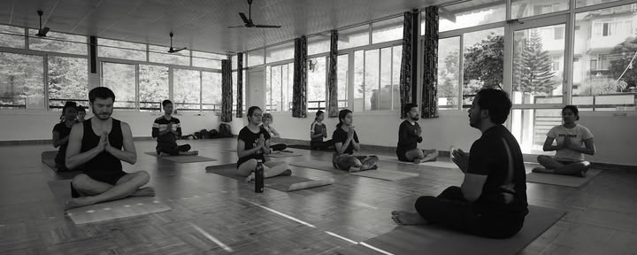 Samridhi Yoga School - Yogalärarutbildning i Rishikesh