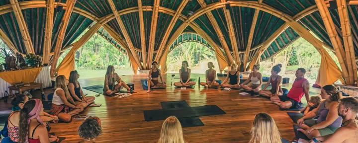 SoHA School of Healing Arts - yogalärarutbildningar