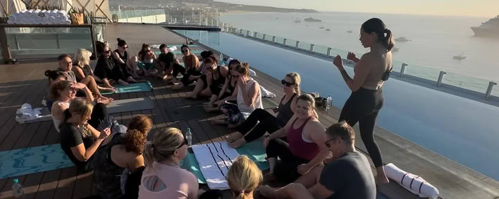 Baja Moon Yoga – Cabo Yoga Shala · Möhippa Företag Privat Fritid