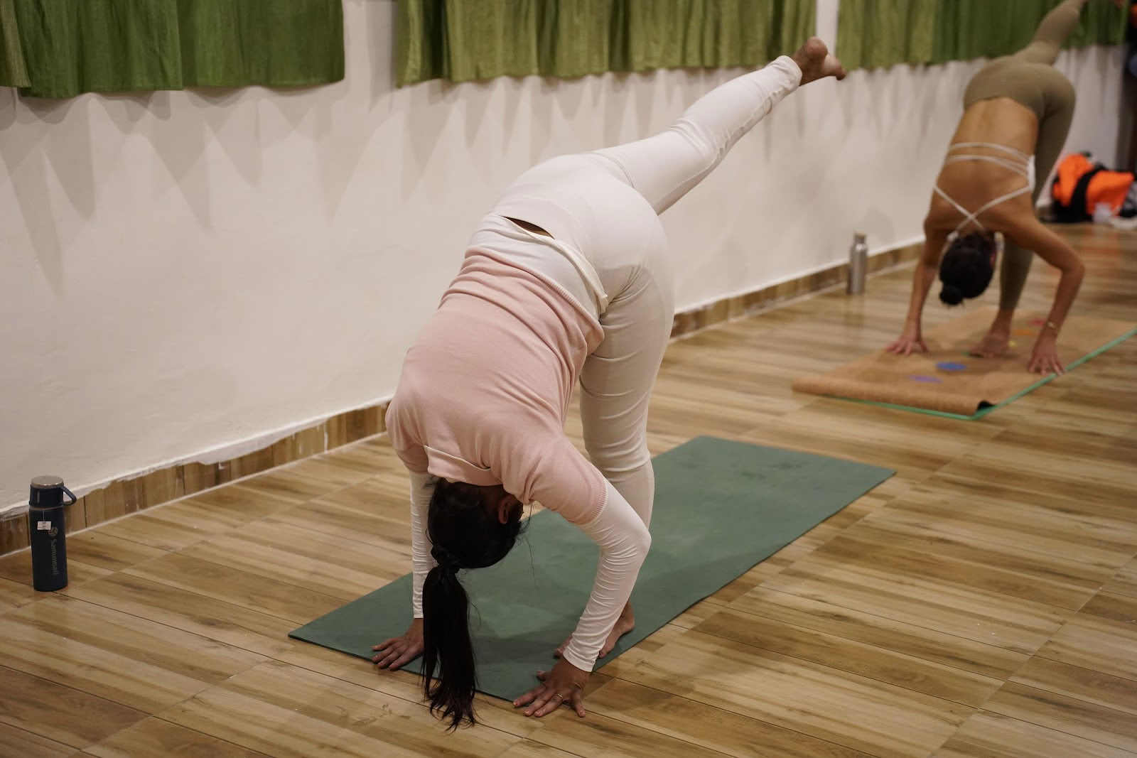 Solens yogalärarutbildning i Rishikesh - Sun YTTC Rishikesh