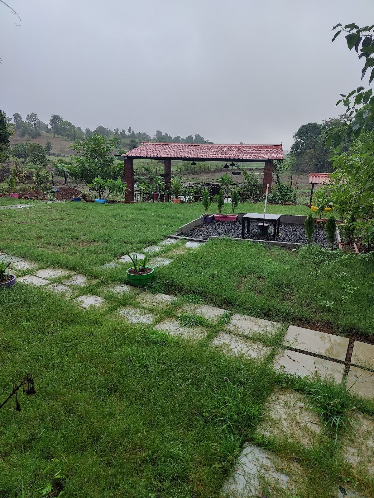 SiddhaDham - Gårdsboende & Wellnessretreat - Nashik / Igatpuri