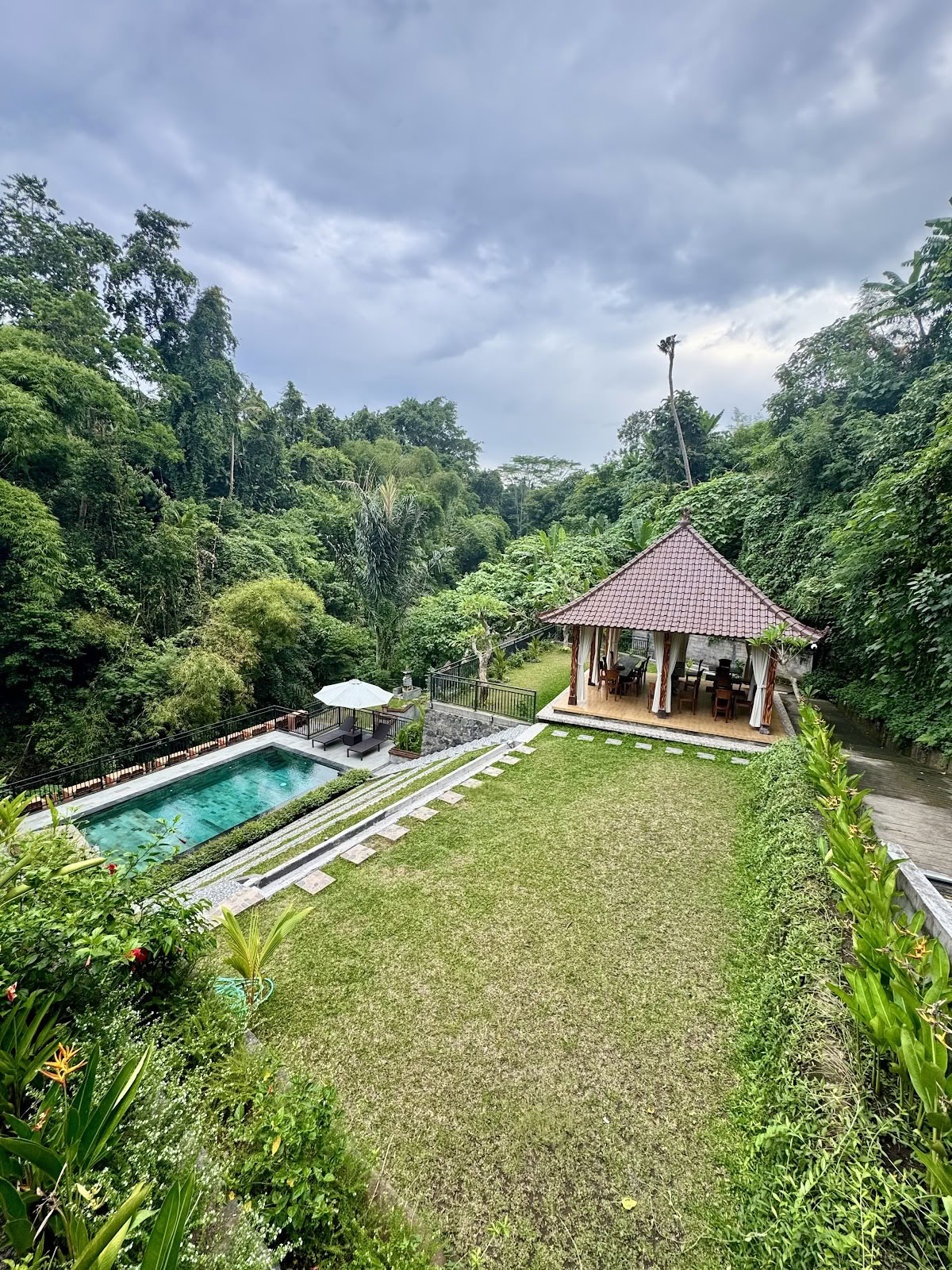 Bali yogalärarutbildningscenter - 200 timmar YTTC