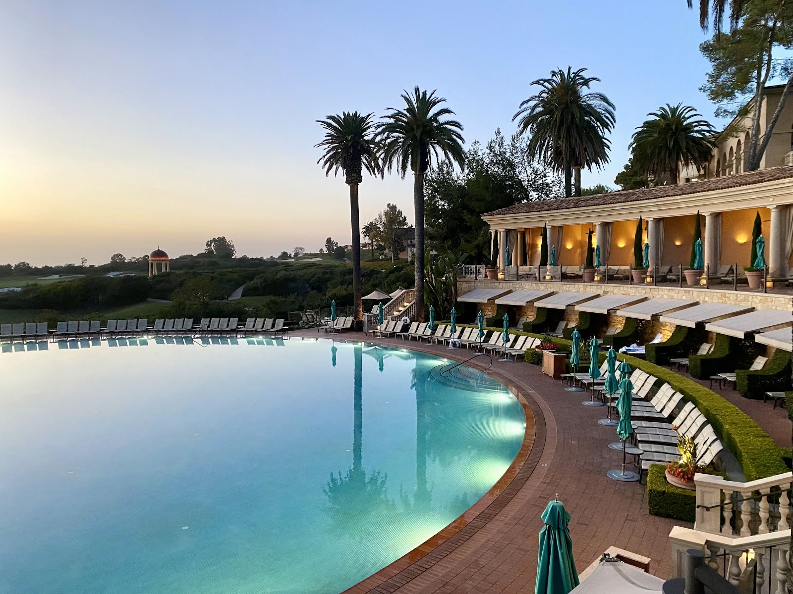Spaet på Pelican Hill