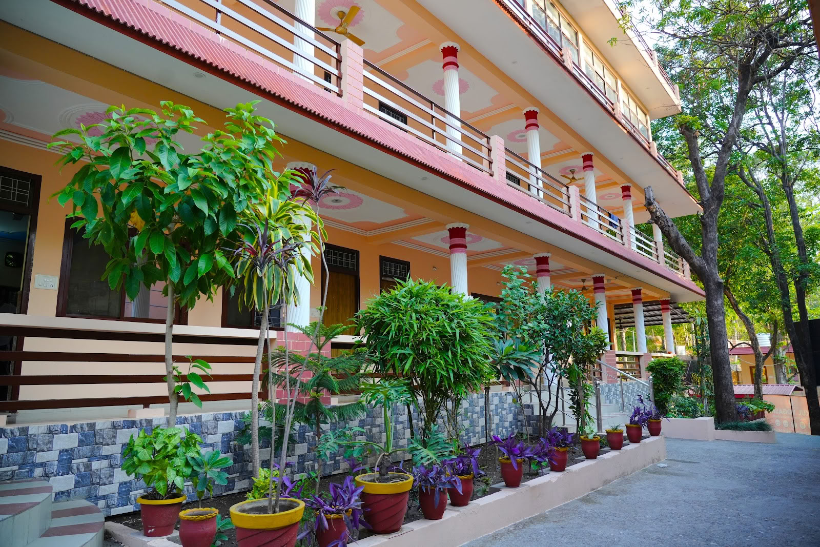 Rishikesh Yogaashram