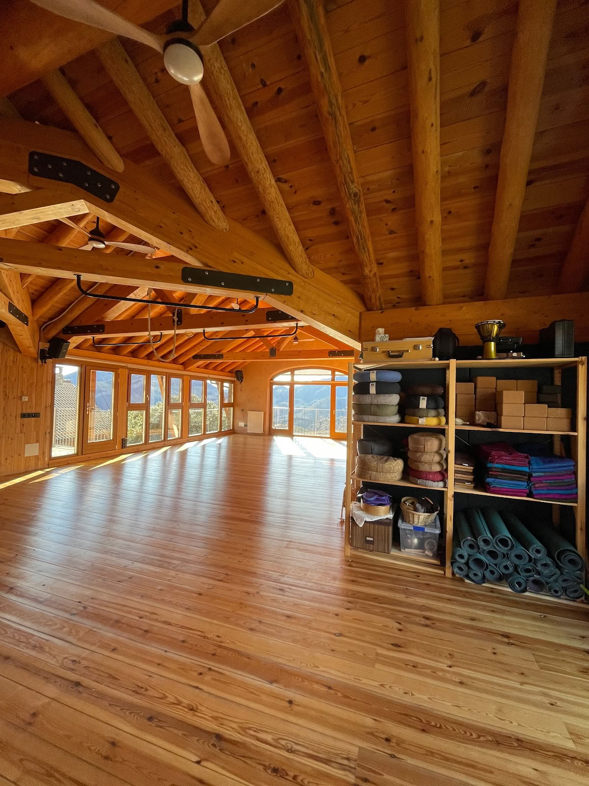 Casa Cuadrau: Yoga, konst och natur i Pyrenéerna