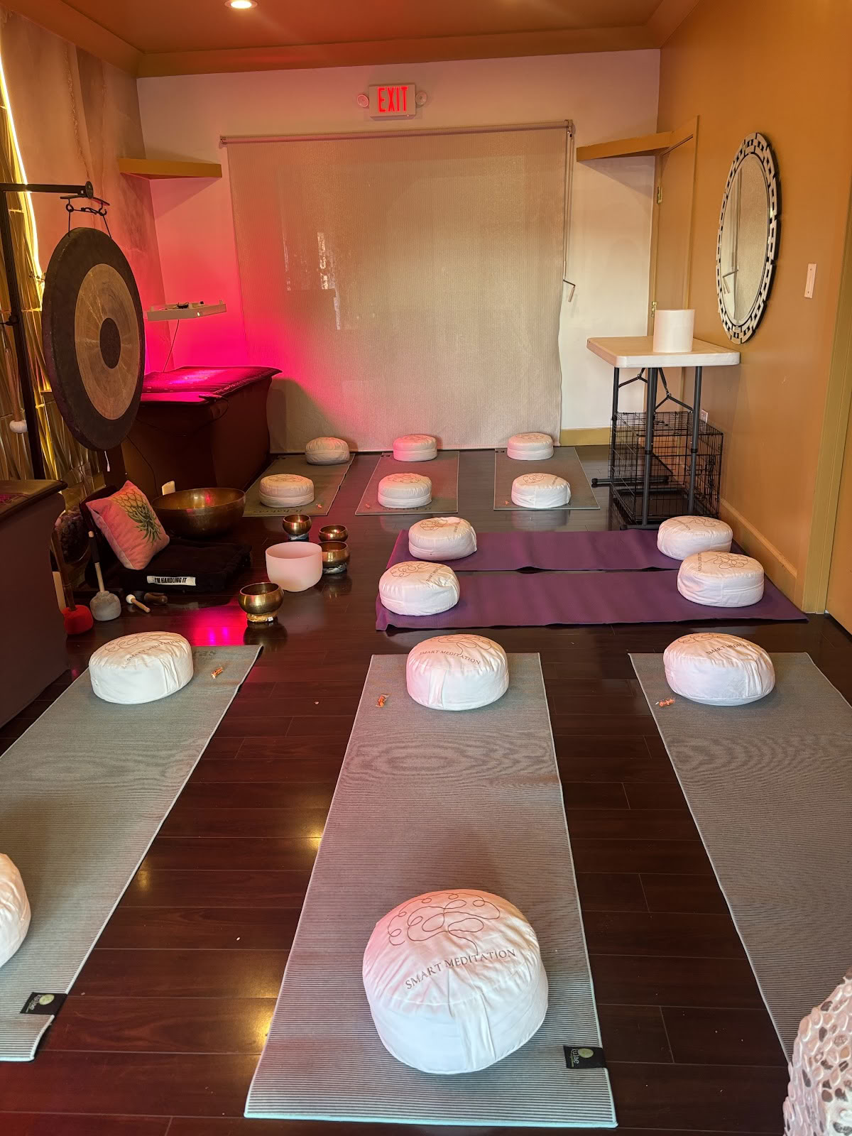 iChakras smarta meditationsklubb + iJuice Lounge