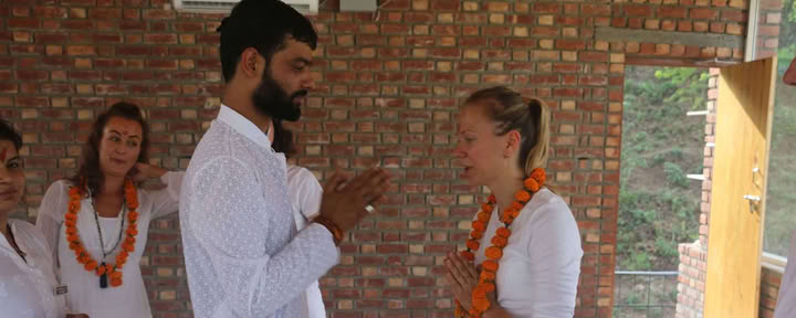 Buddha Yogpeeth - Yogalärarutbildning i Rishikesh