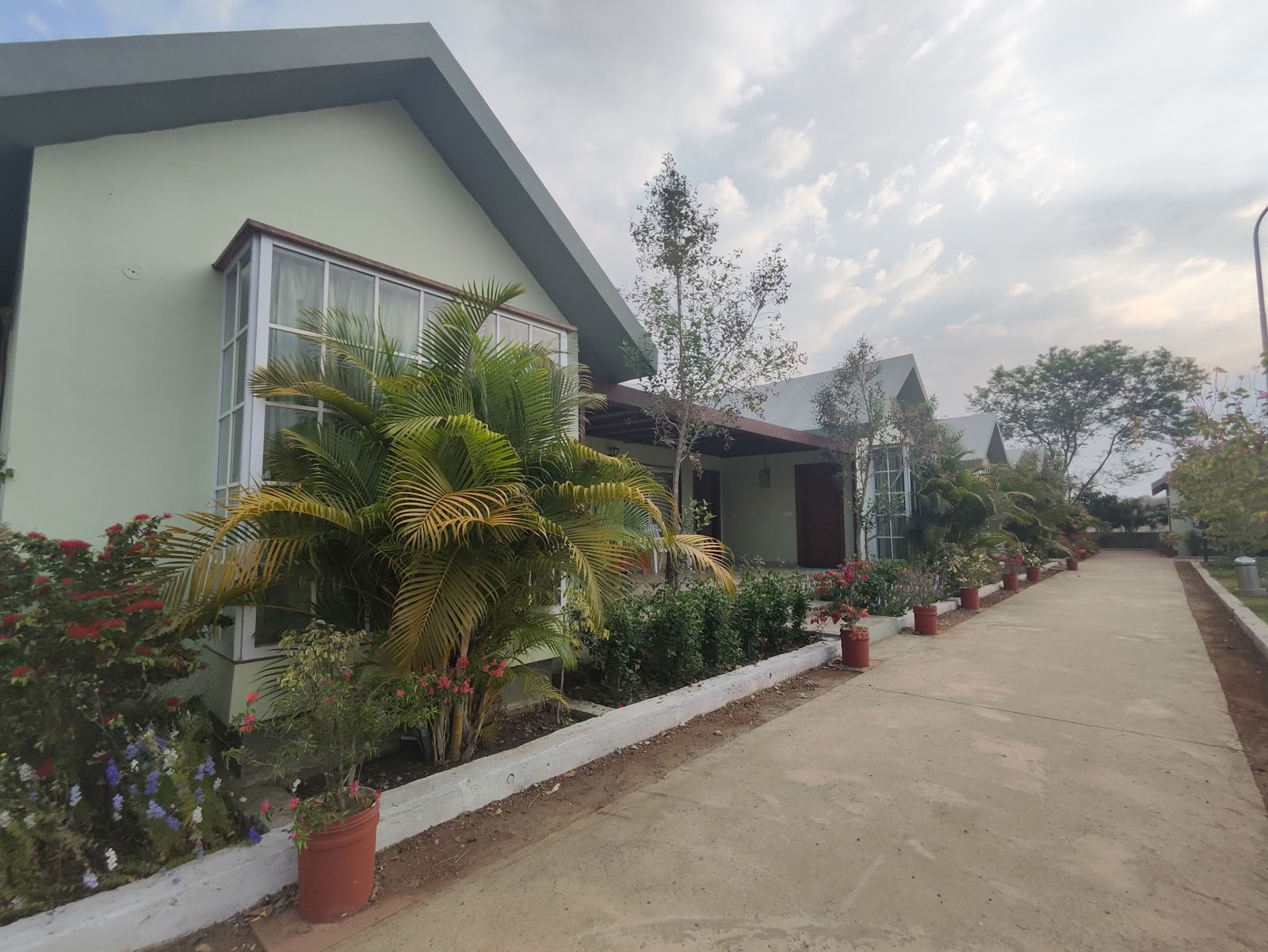 Livsskolan Bhopal - Yoga, meditation, välmående och personlig utveckling