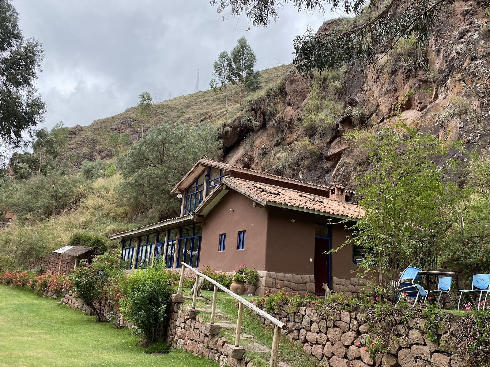 Yanasamyay – Tystnads- och mörkerretreat
