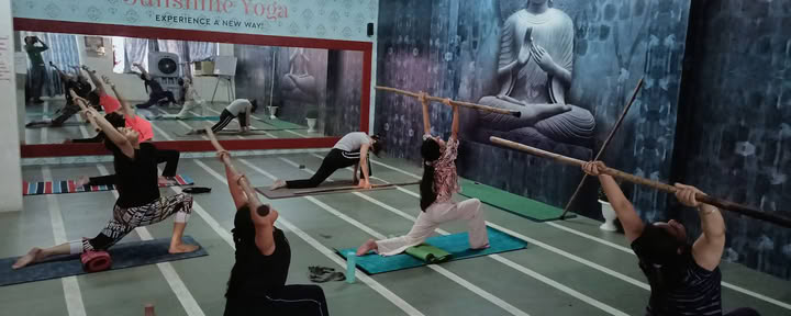 Solskensyoga / Bästa yogaklasserna i Amritsar / Yogaklasser i Amritsar / Yoga i Amritsar