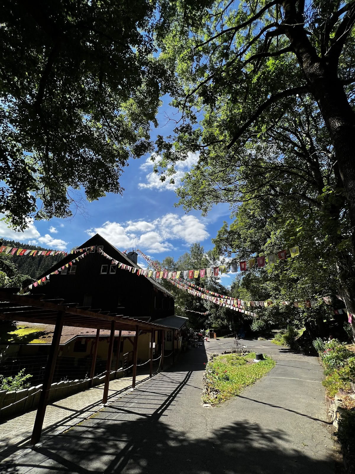 Buddhistiskt reträttkloster Amitayus