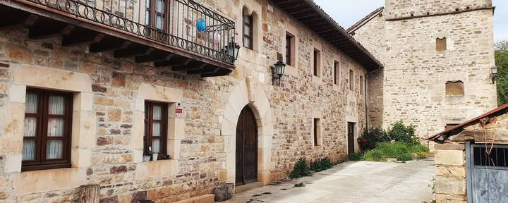 Yoga- och meditationsretreatcenter Pirineo · Casa Marterena