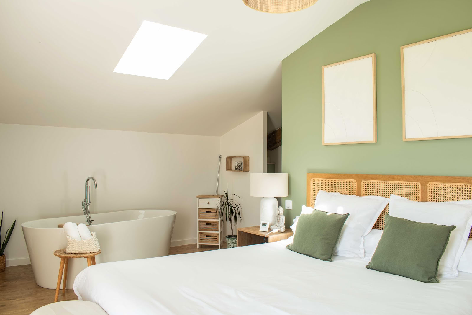 HummingBee - graviditetsretreater för babymoon
