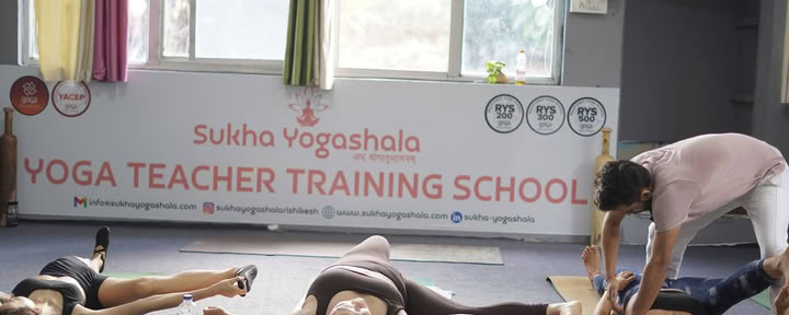 Sukha Yogashala | Yogalärarutbildning i Rishikesh