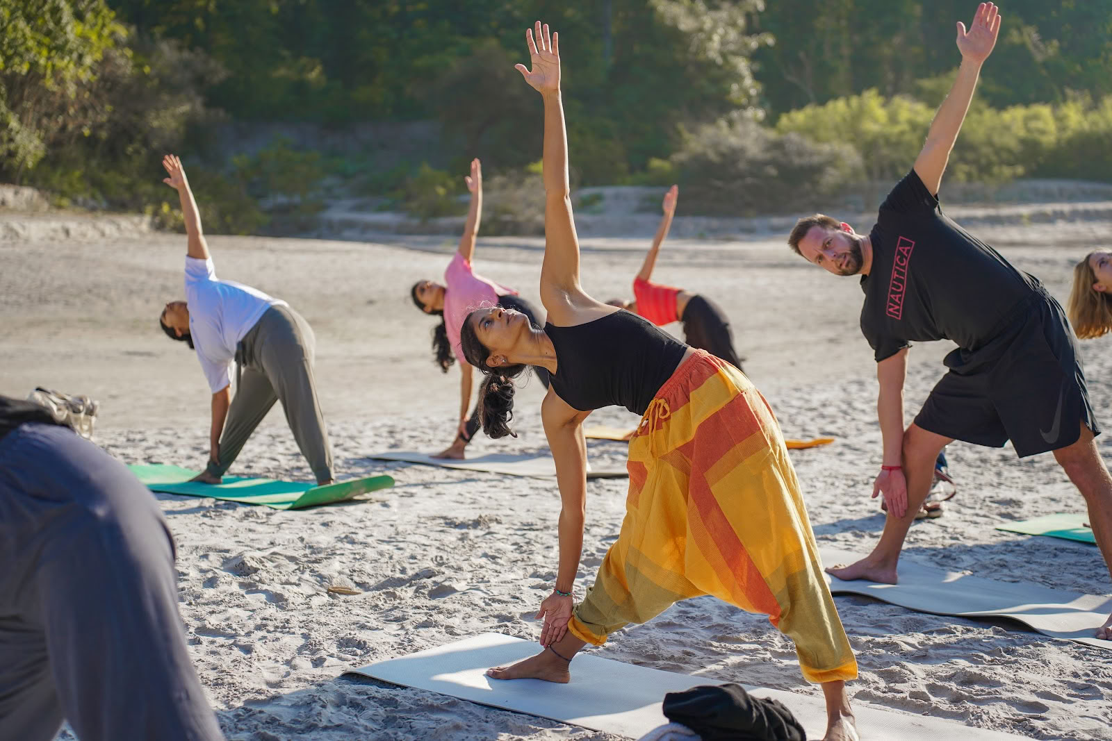 Drishti Yoga School - Bästa yogalärarutbildningsskolan i Rishikesh