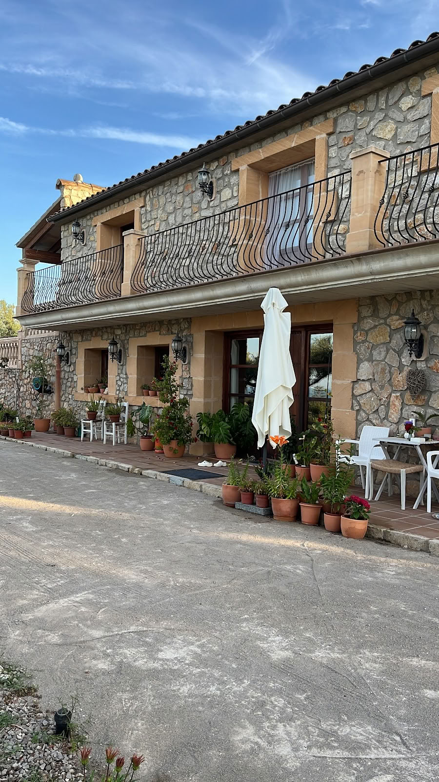 Ashram Mallorca | Andningsövningsresor | EMDR & hypnos | coaching | hjärtöppning & visionsarbete