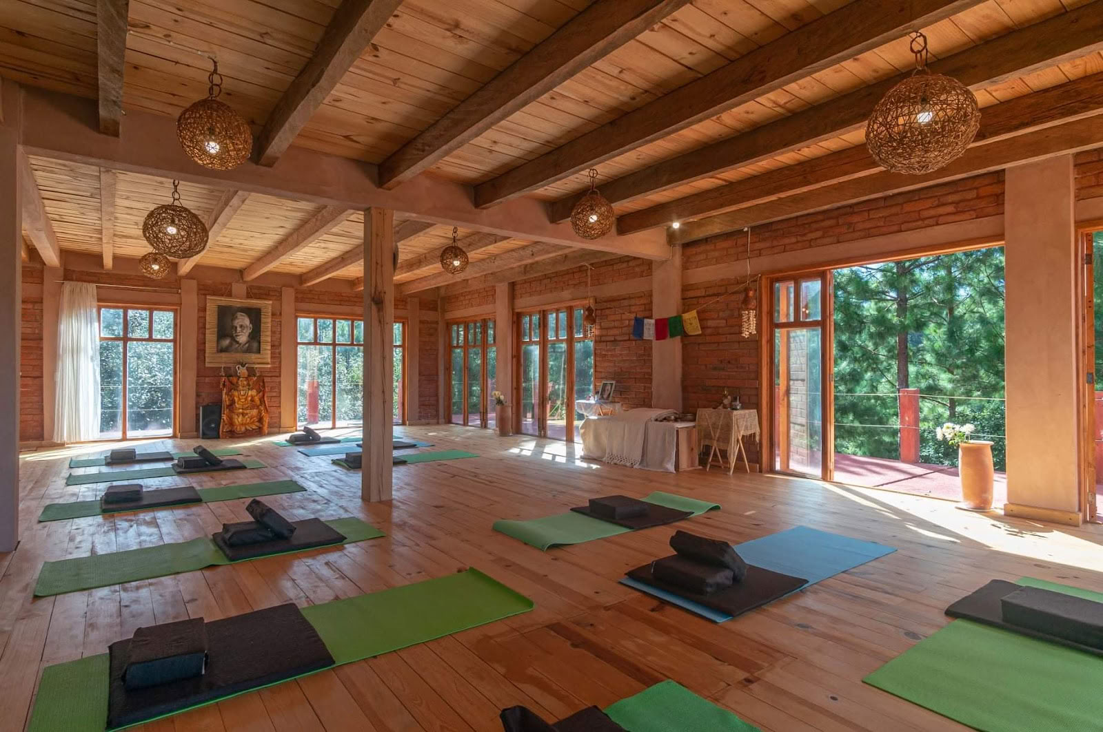 Hridaya familje-meditations- och yogaretreatcenter
