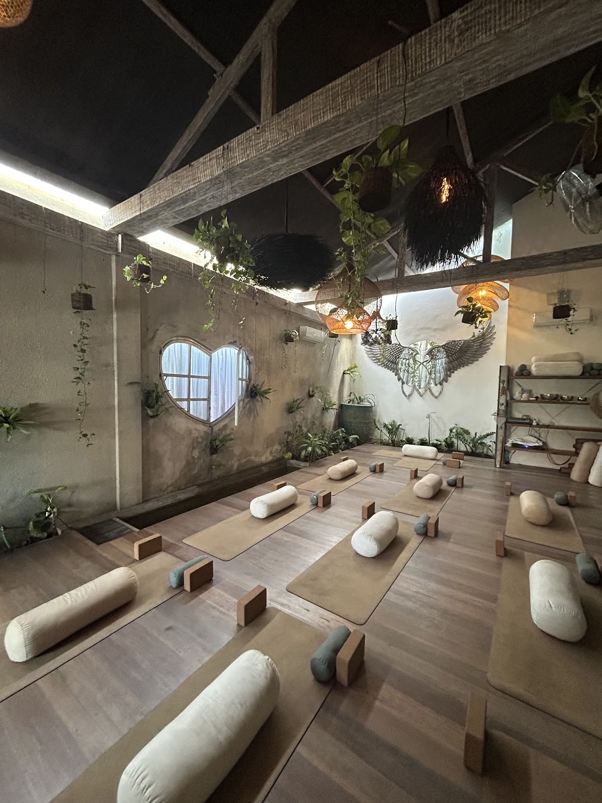 Hjärtats rum Bali - Yin yoga & holistisk studio