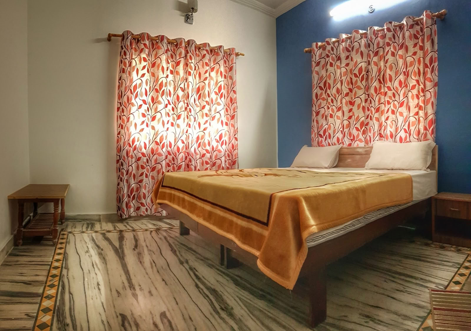Aadi Yoga School – den bästa traditionella yogaskolan i Rishikesh, Indien