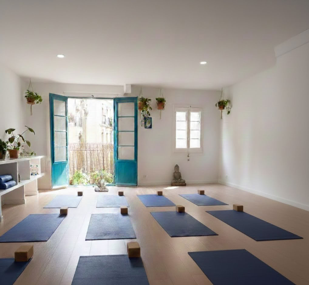 Blaumeer Yoga Studio av Christine Pohn