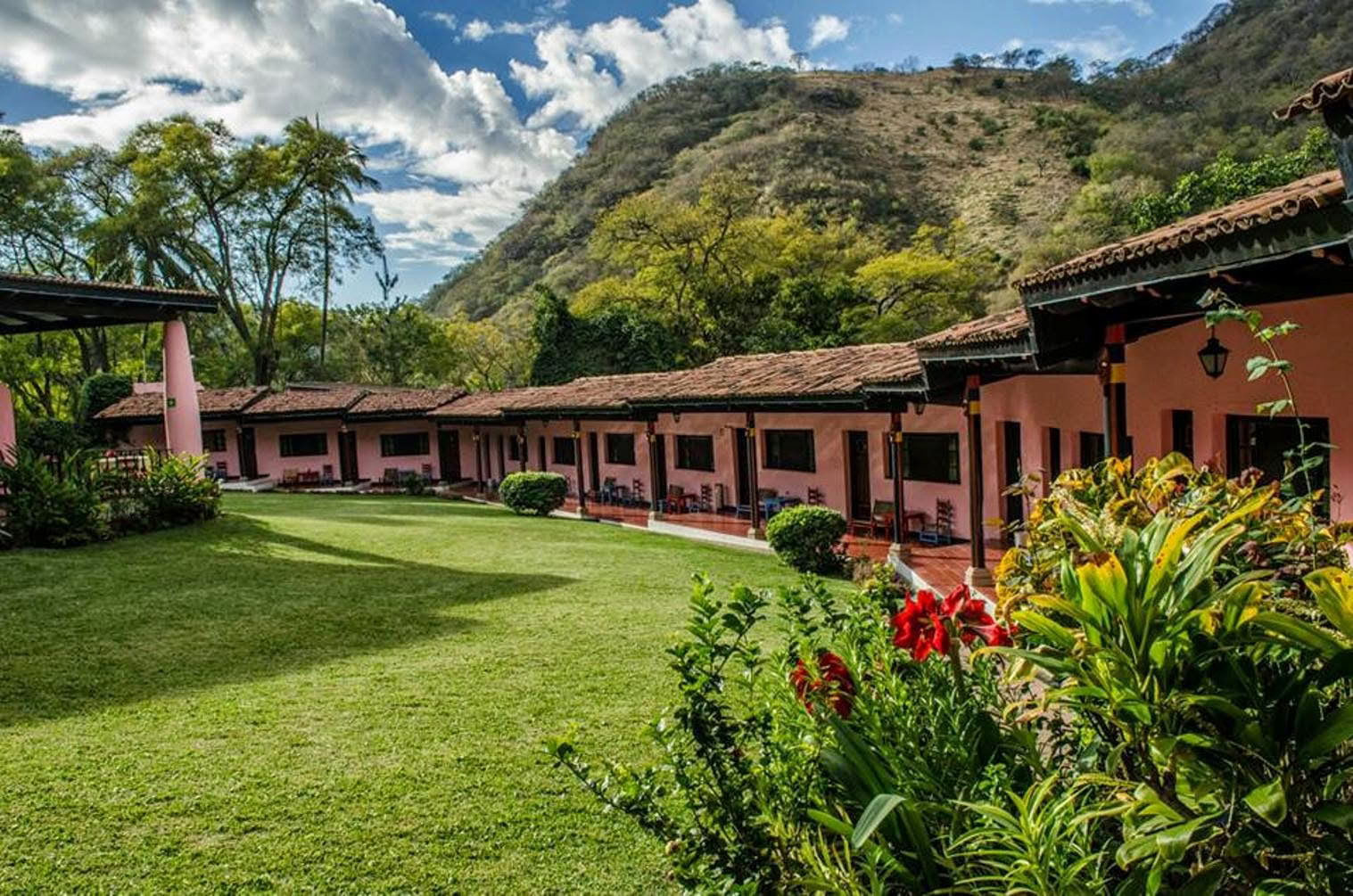 Agua Blanca Hotel