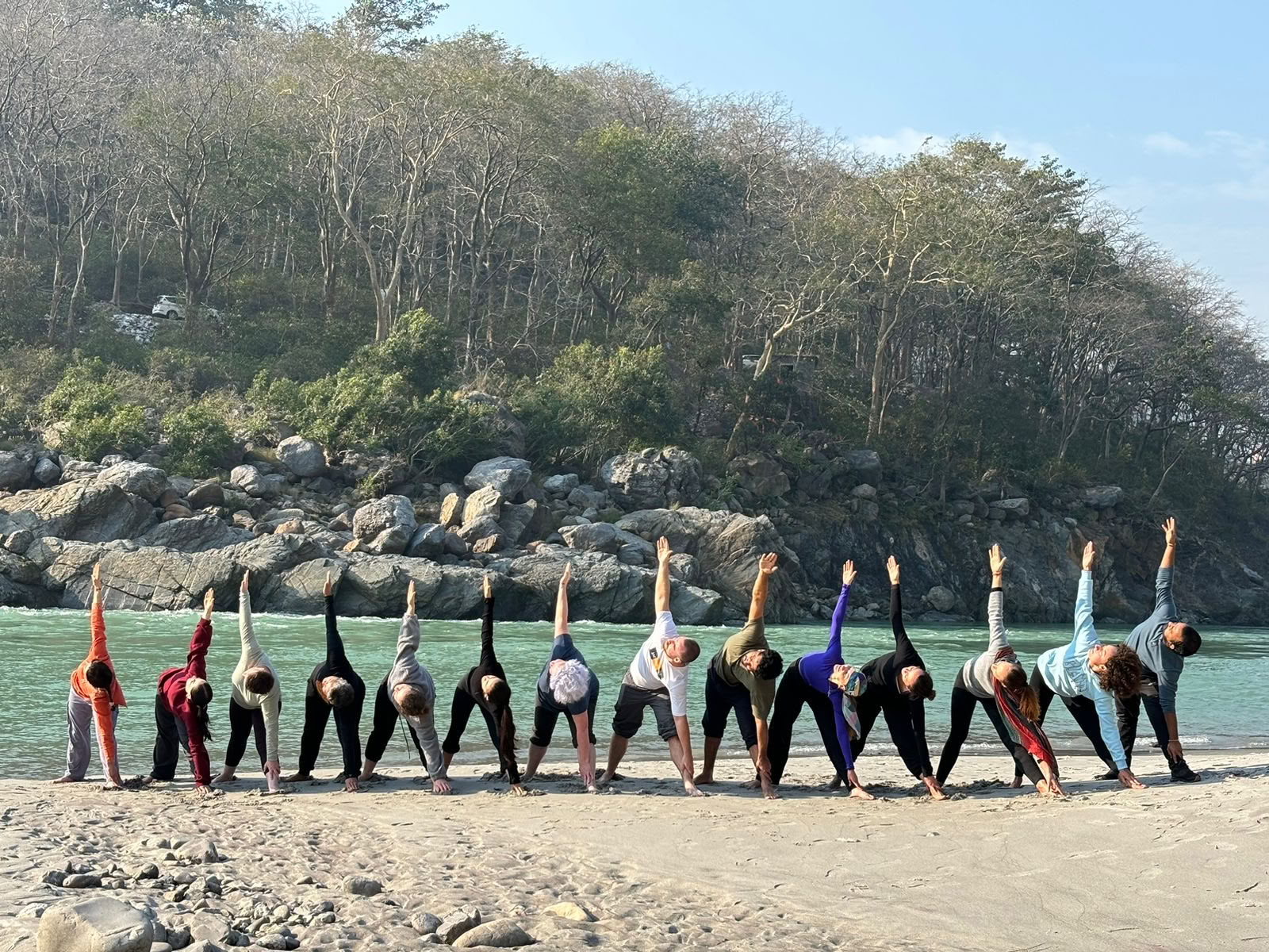 Jiva Yoga Academy - 200-timmars och 300-timmars yogalärarutbildning i Rishikesh, Indien