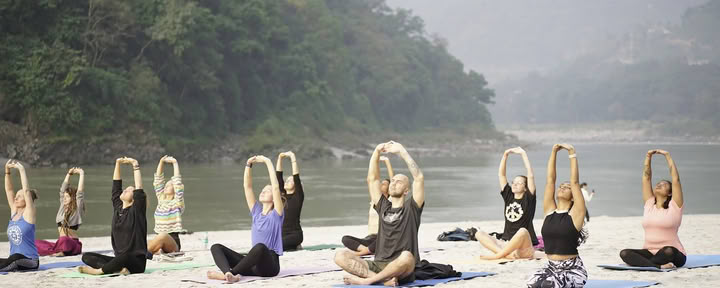 Kaivalyam Yogaskola - Yogalärarutbildning i Rishikesh