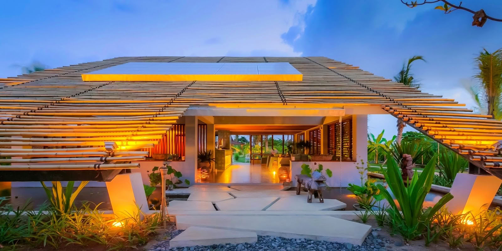 Hotel Komune och Beach Club Bali