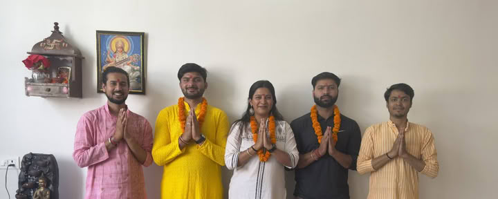 Kunwar yogaklasser | Yogaklasser i Dehradun | Yogakurs i Dehradun | Yogalärarutbildning i Dehradun