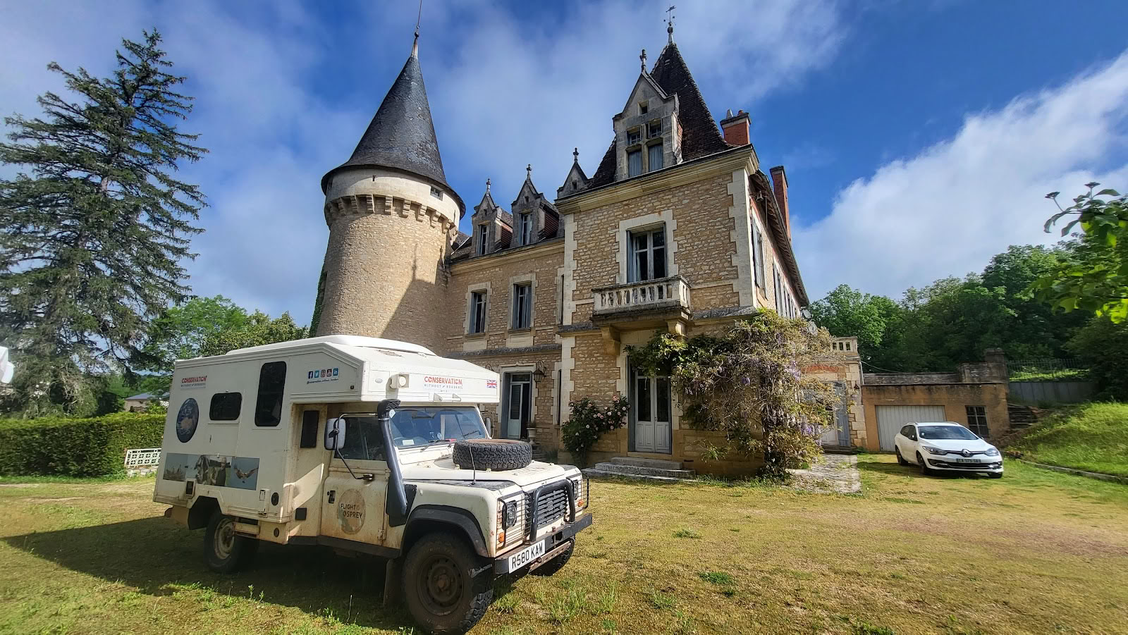 Château de Saint-Germain-des-Prés | Herrgård & skapare