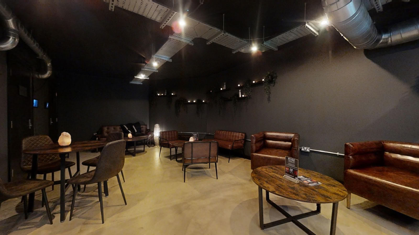 R1SE Urban Spa & Studio