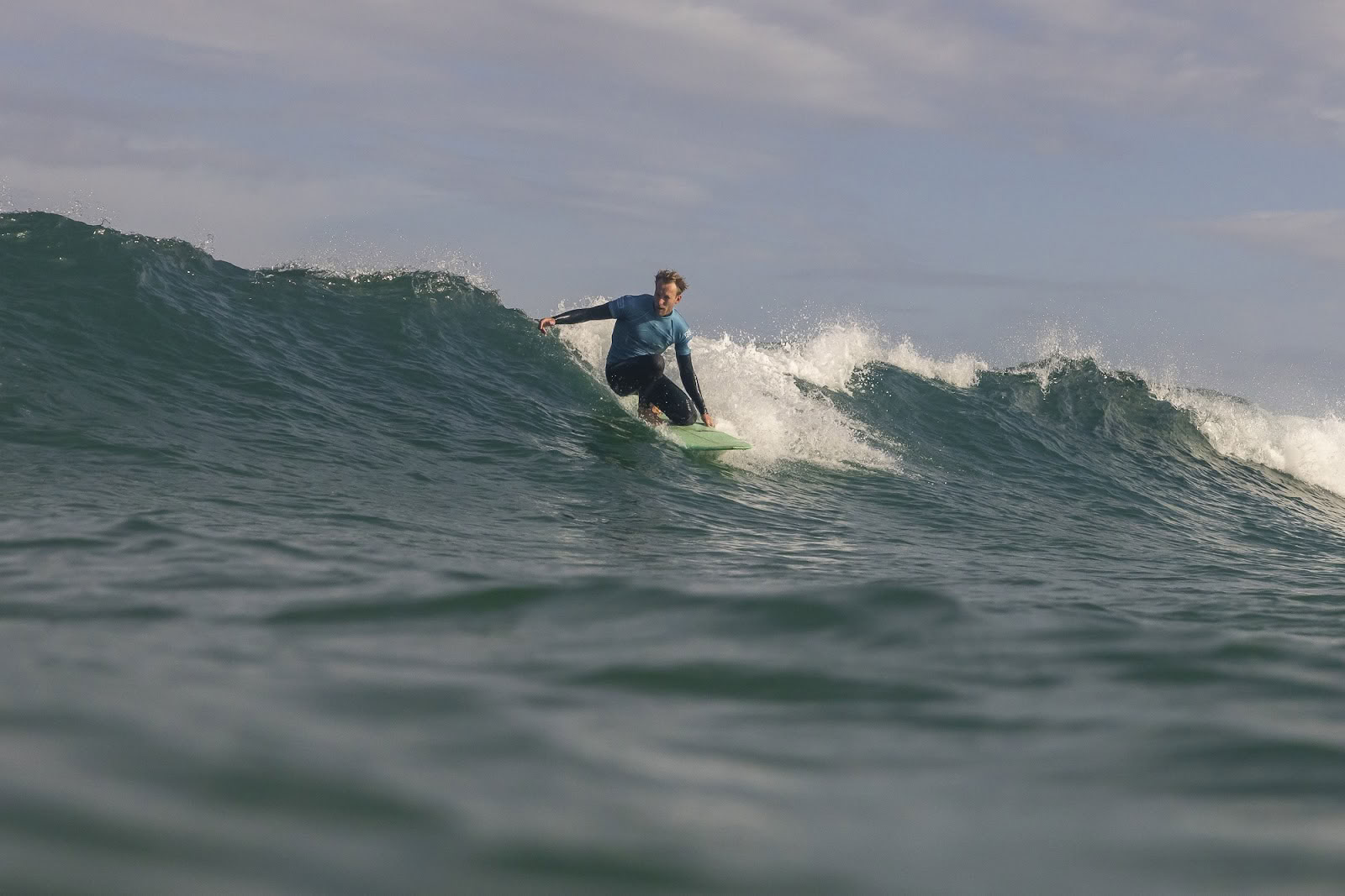 Rewild Surfskola