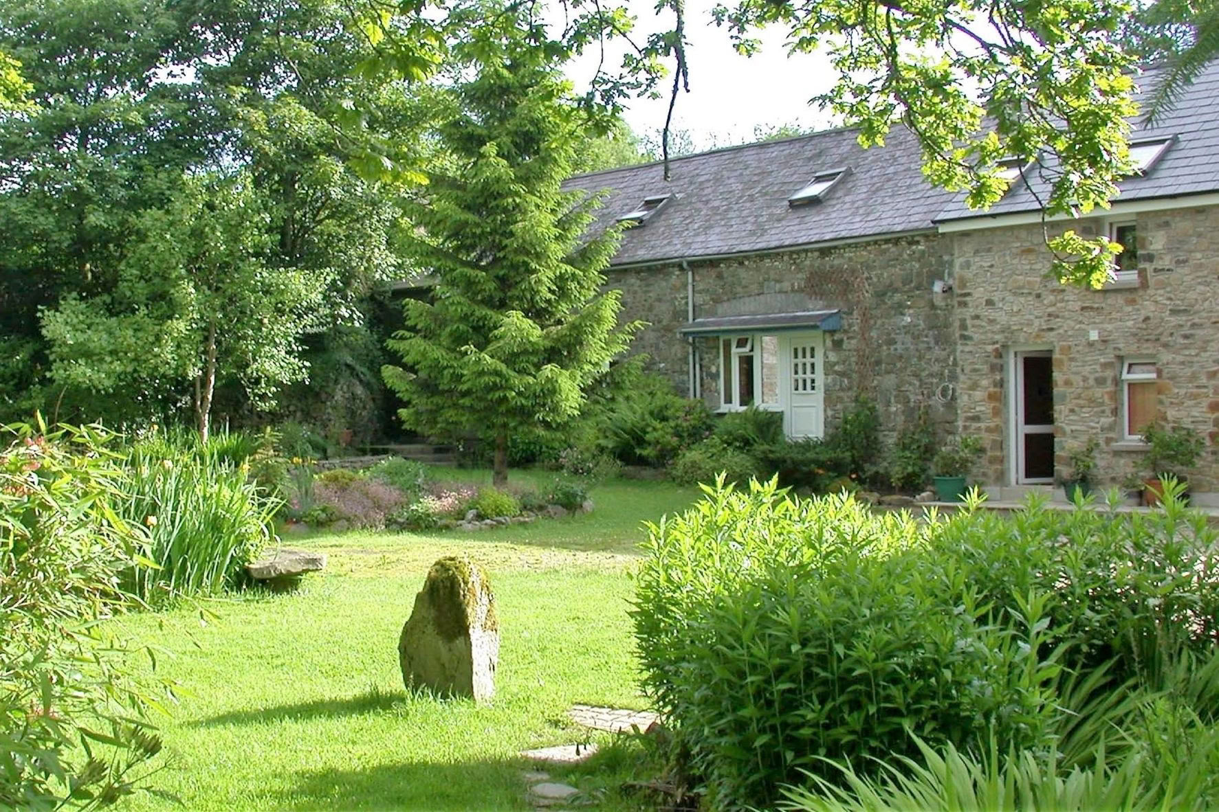 Mandala Yoga Ashram