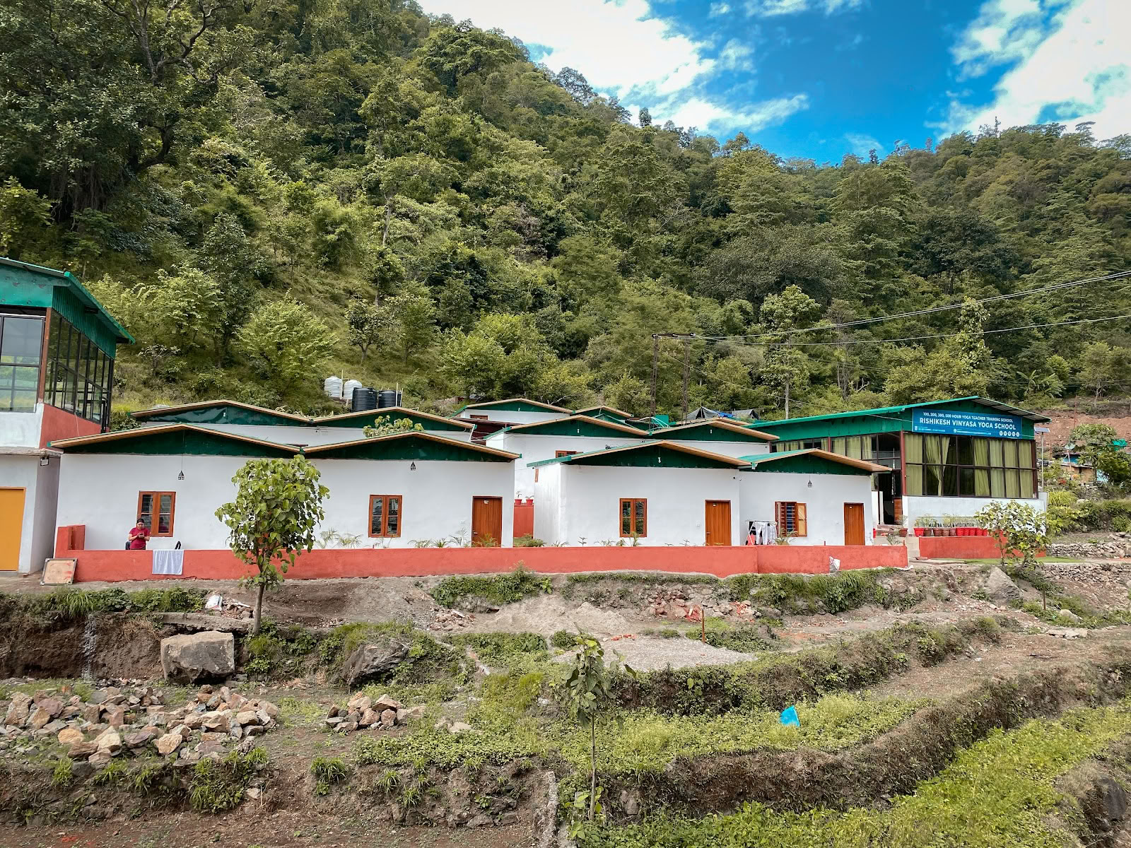 Rishikesh Vinyasa Yogaskola – Yogalärarutbildning Rishikesh, Indien