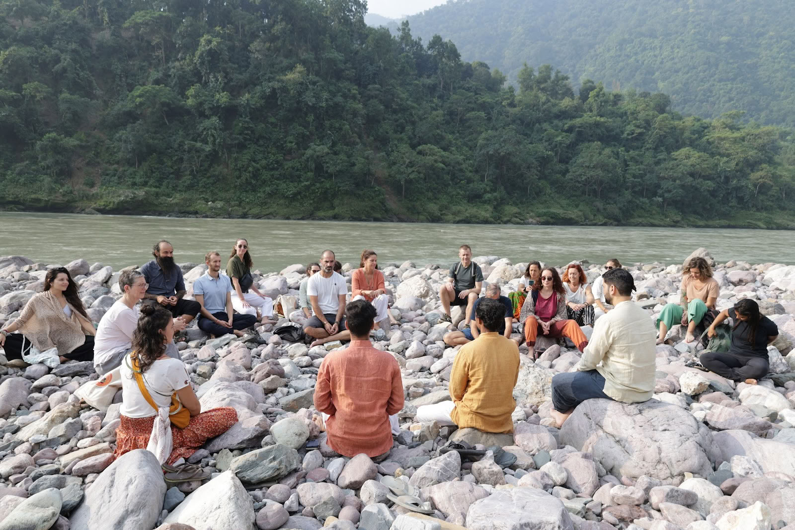 Satya Yoga Ashram | Fransk yogaskola, Rishikesh, Indien