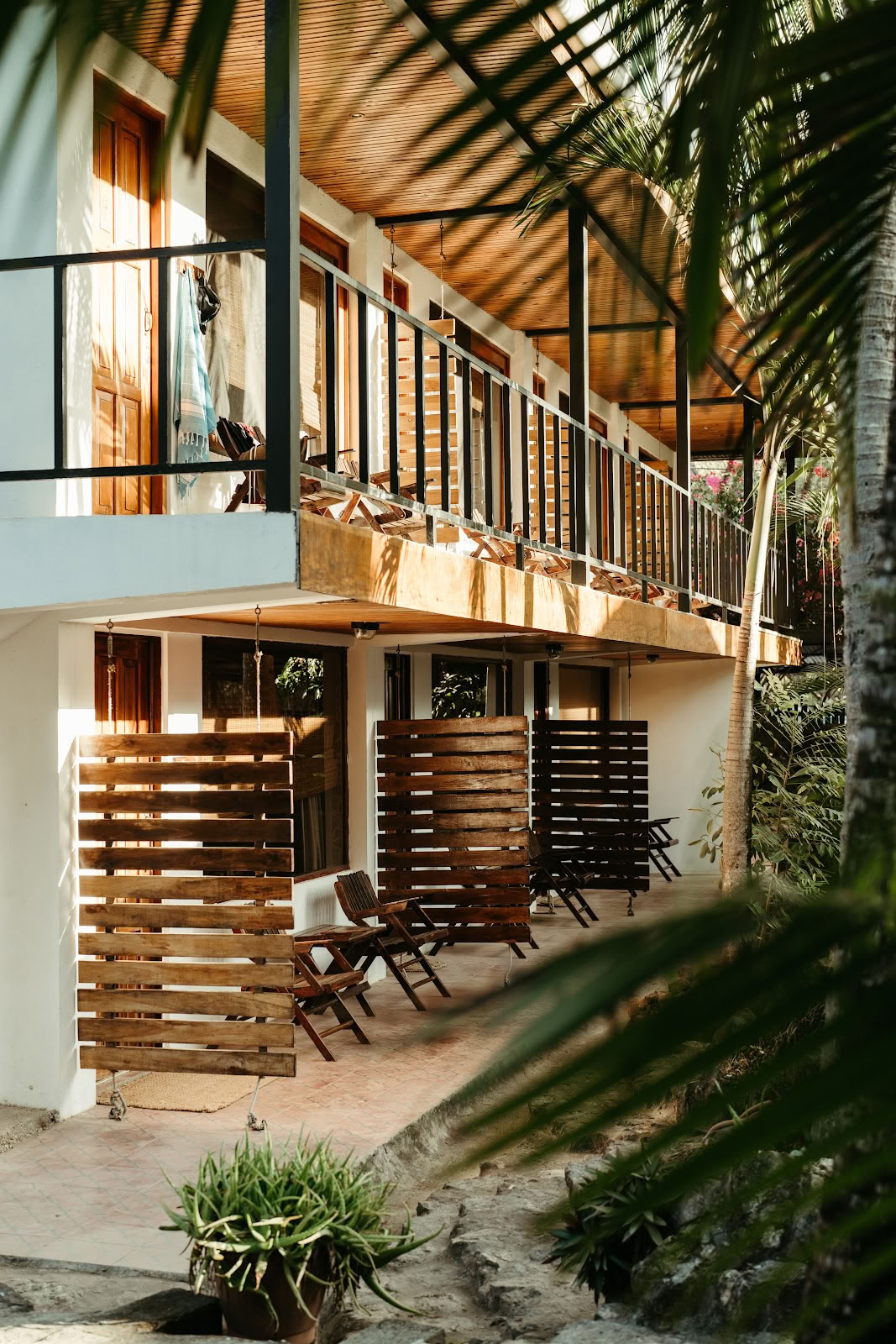 Surf- och yoga-retreat för systrar