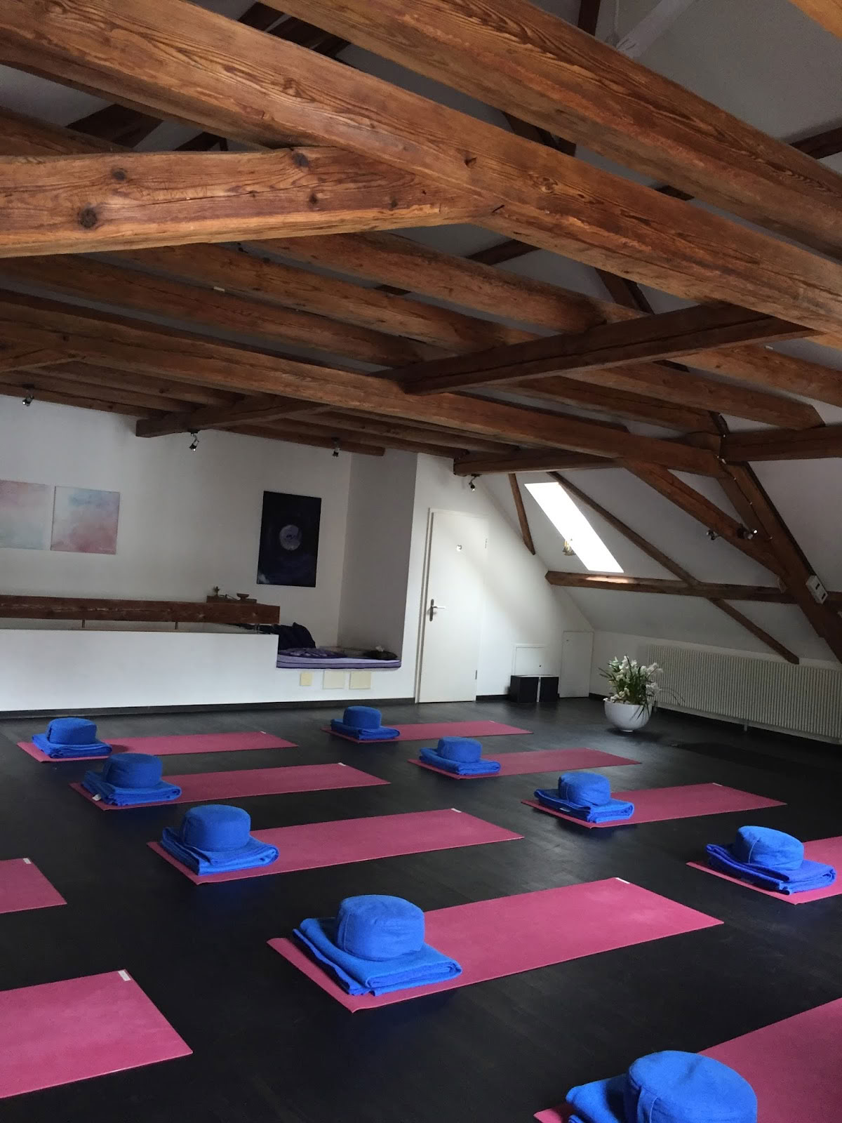 Yogacirkel - Yvonne Bertogg