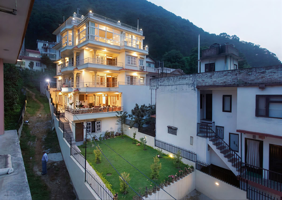 Nepaliskt yogalärarutbildnings- och retreatcenter