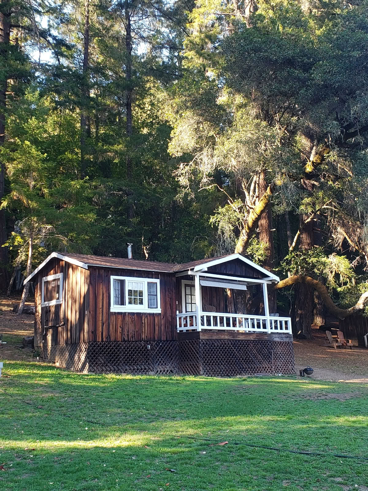 Van Zandts Redwood View Resort