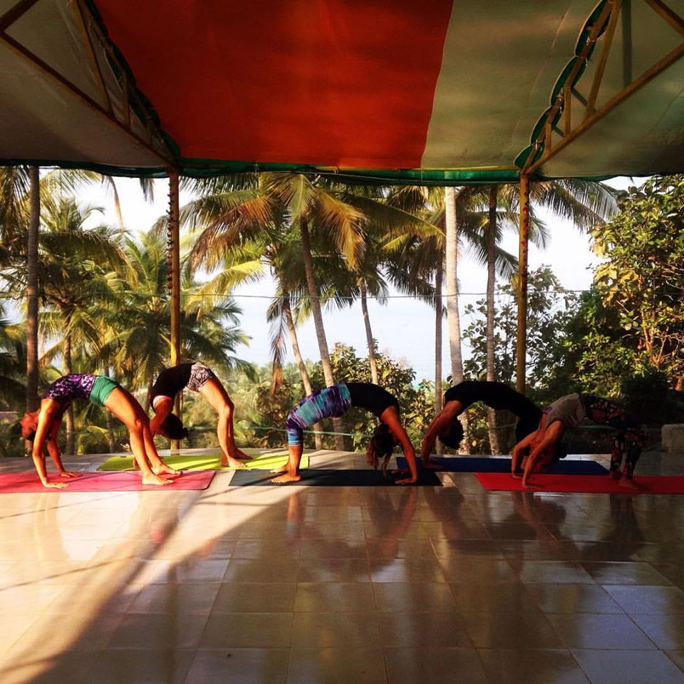 Yoga lärarutbildning Goa - Sampoorna Yoga