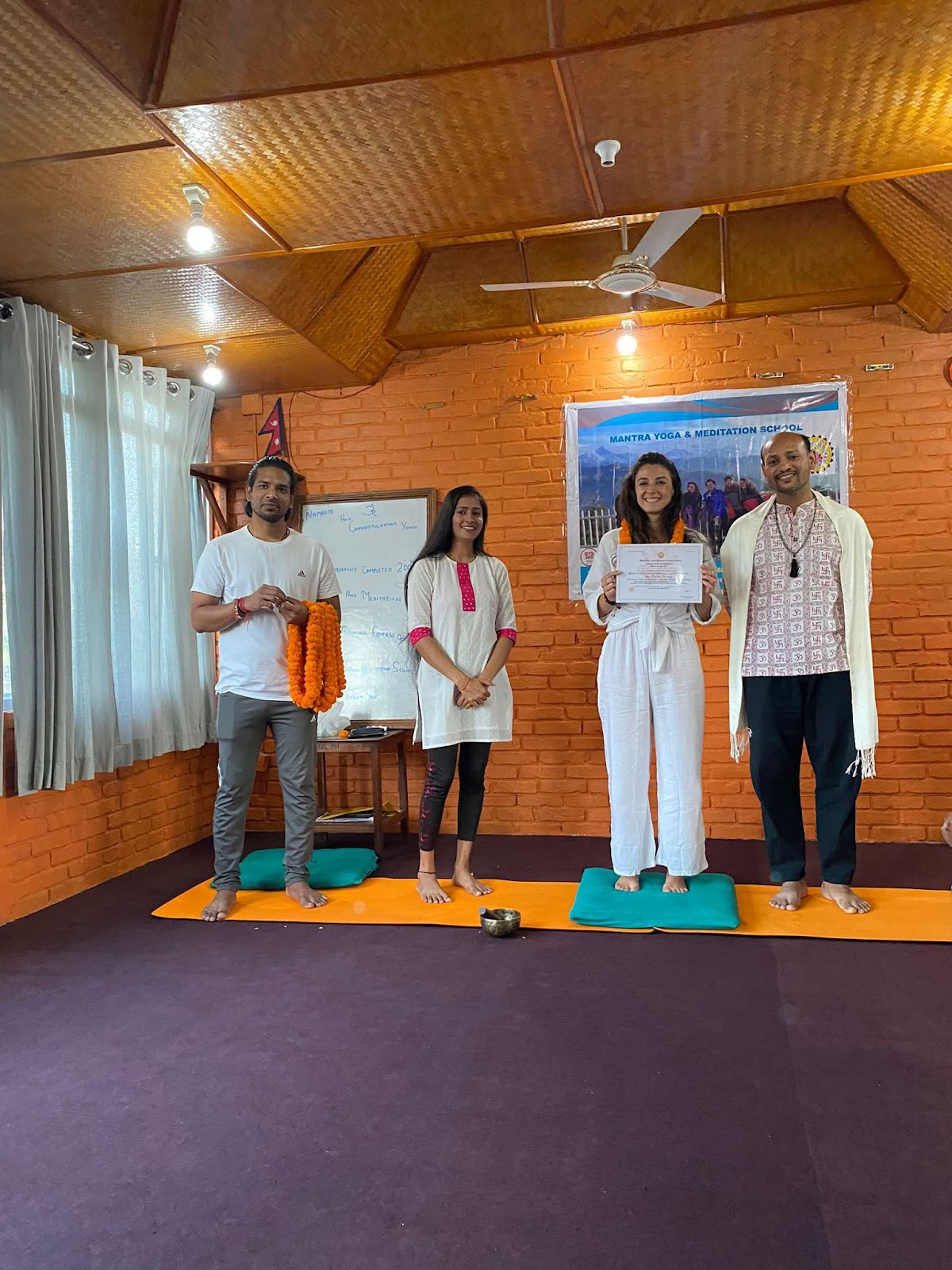 Yogalärarutbildning i Nepal – 200 timmar, 300 timmar, Mantra Yoga School, Pokhara
