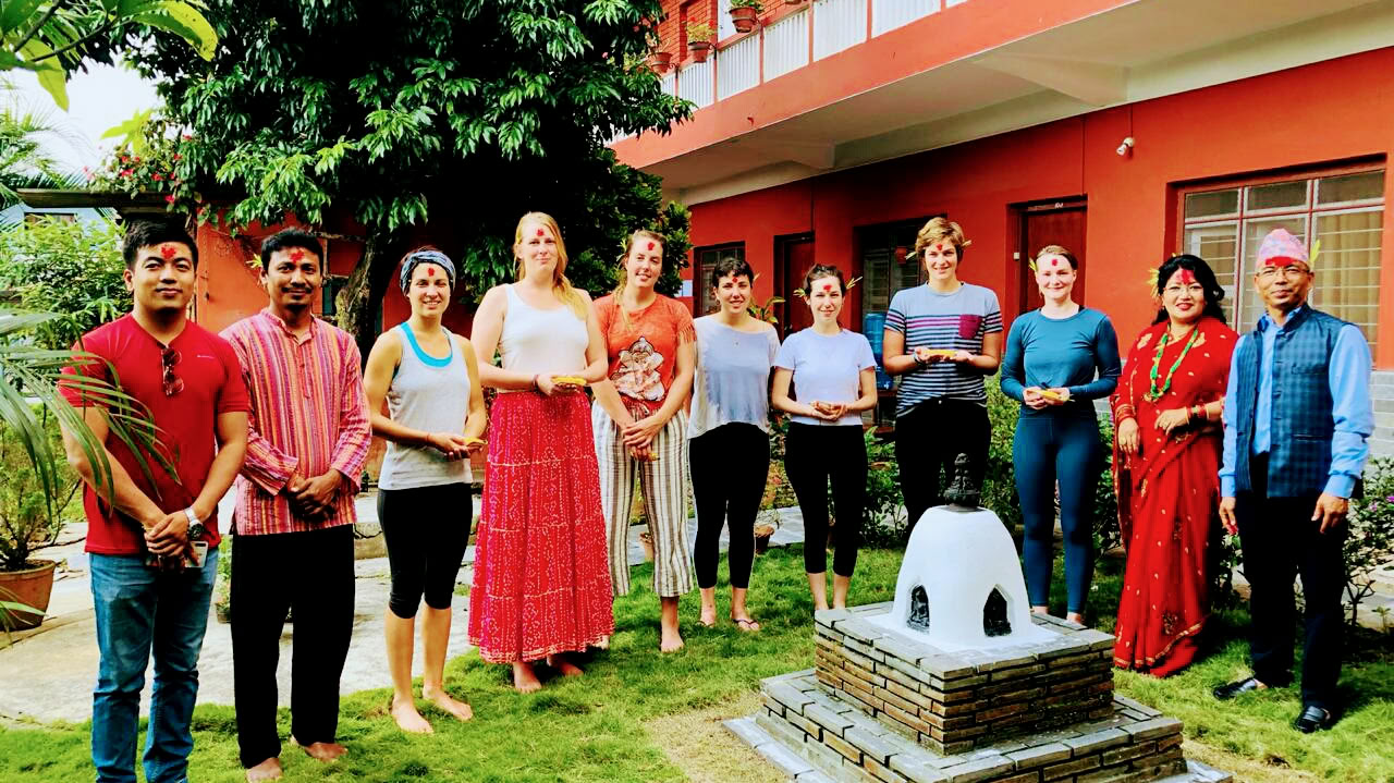 Yogalärarutbildning i Nepal – 200 timmar, 300 timmar, Mantra Yoga School, Pokhara