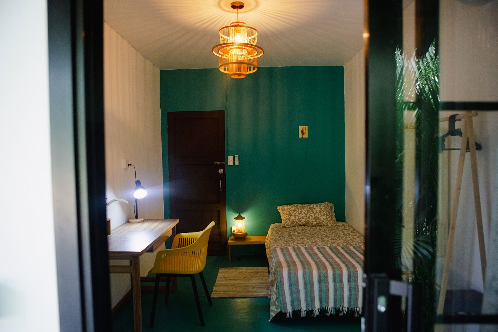 House of Om vid Bovy-stranden
